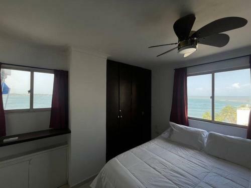 Apartamento Cozy Beachfront Apt Great Views