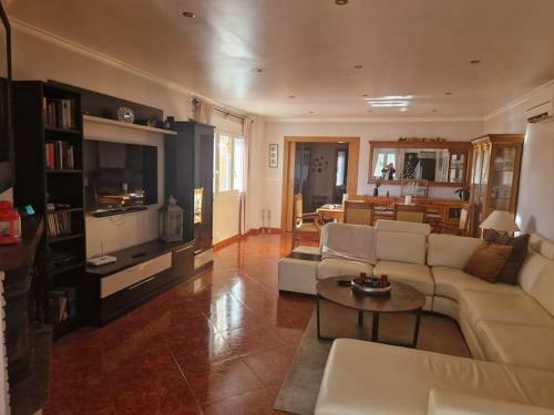 House Los Balcones