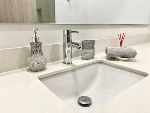 Apartamento Charming Suite / Pozos Colorados