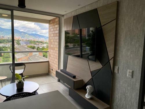 C�modo Apartamento En El Poblado, Cerca A Provenza