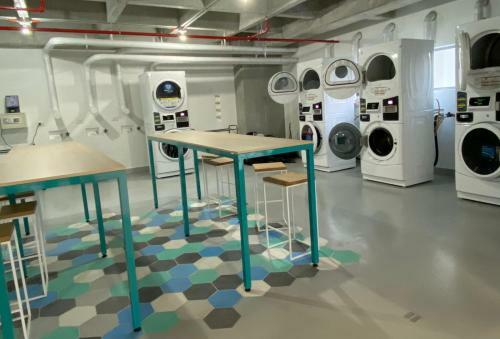 C�modo Apartamento En El Poblado, Cerca A Provenza