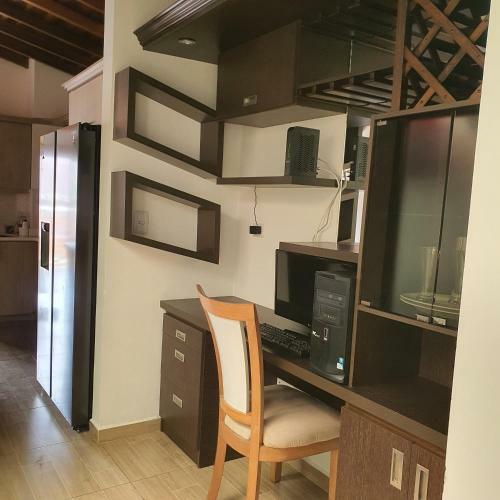 Apartamento Amoblado Barrio Primavera. Tranquilo Y C�modo