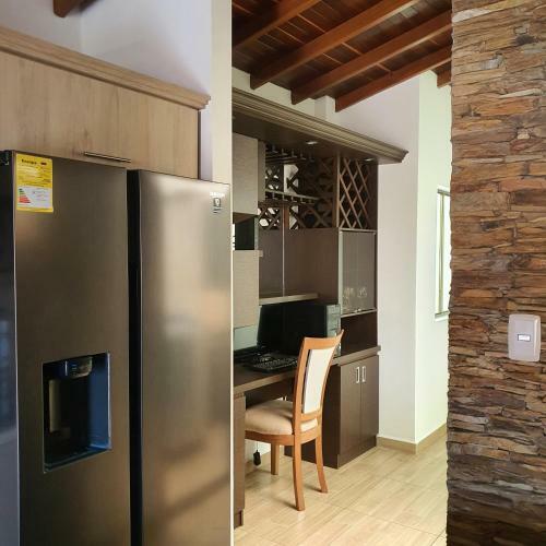 Apartamento Amoblado Barrio Primavera. Tranquilo Y C�modo