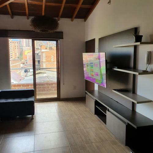 Apartamento Amoblado Barrio Primavera. Tranquilo Y C�modo