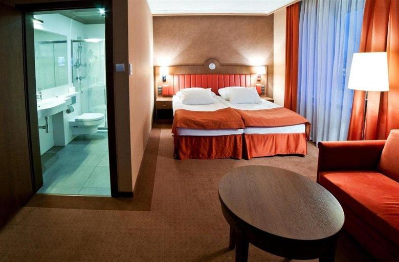 Best Western Grand Hotel