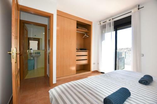 Book Jet - Origo Pelican Dream House