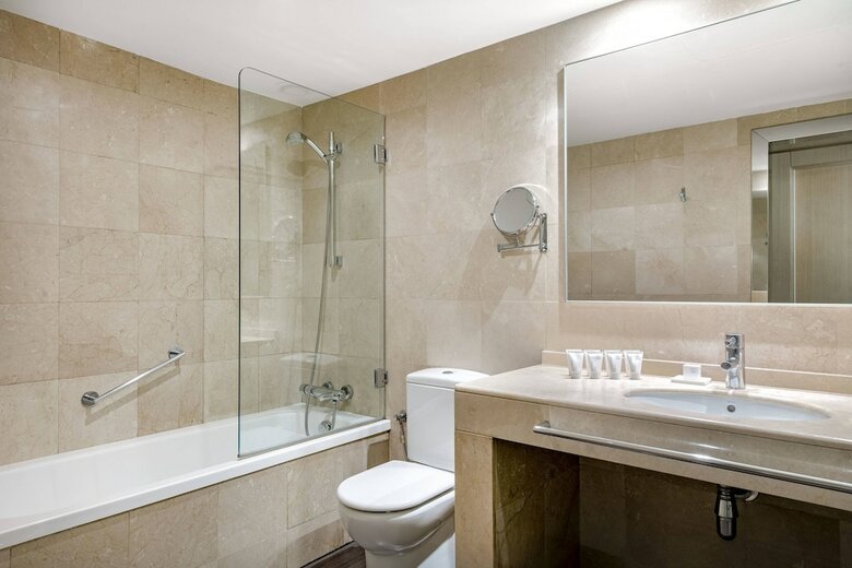 AC Hotel Victoria Suites By Marriott