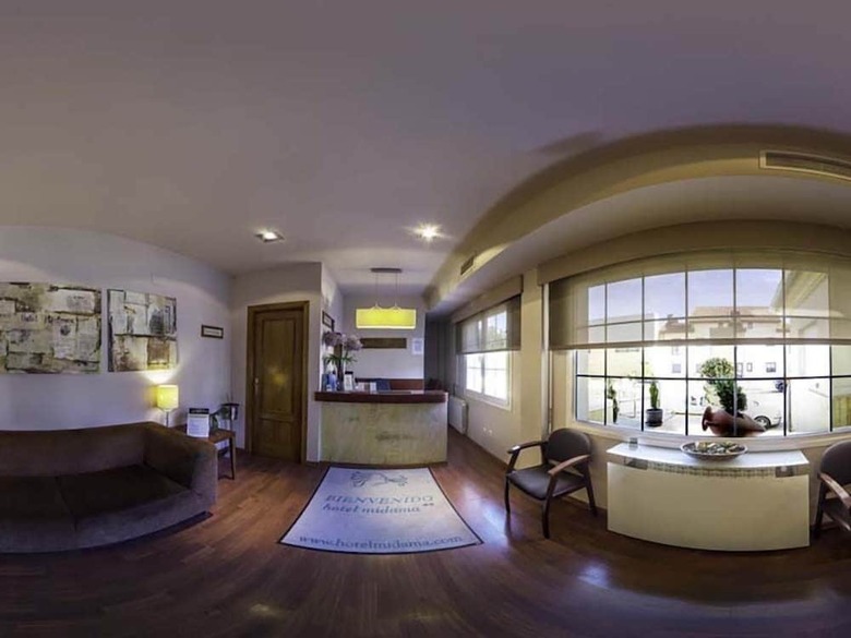 Hotel Midama