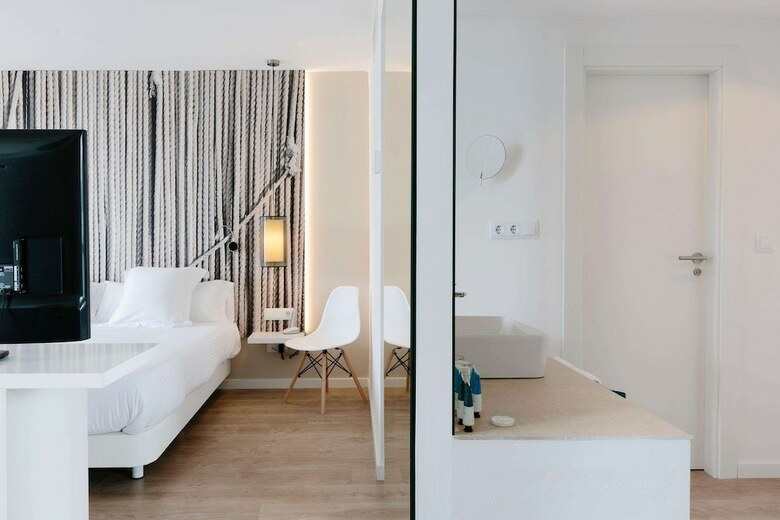 Hotel Marina Delfin Verde