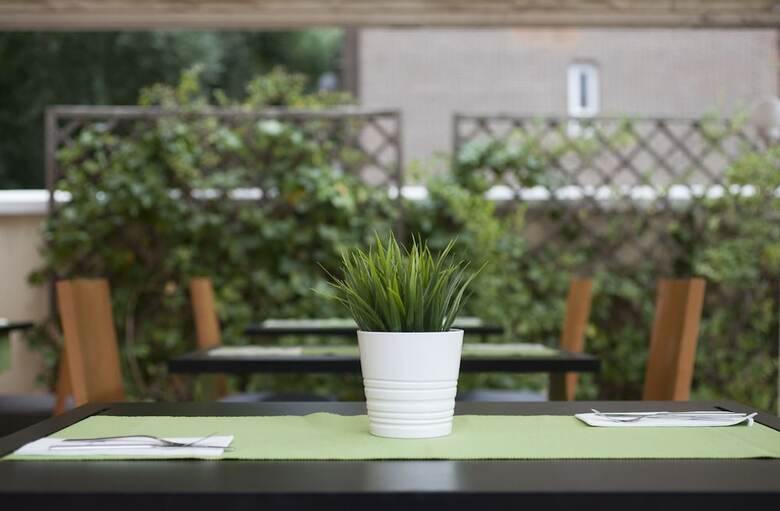 Hotel Silken Torre Garden