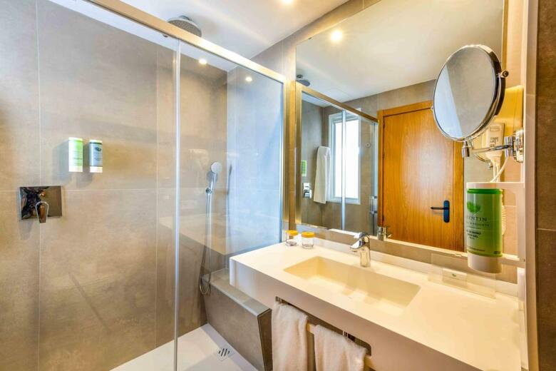 Hotel Valentin Reina Paguera - Adults Only