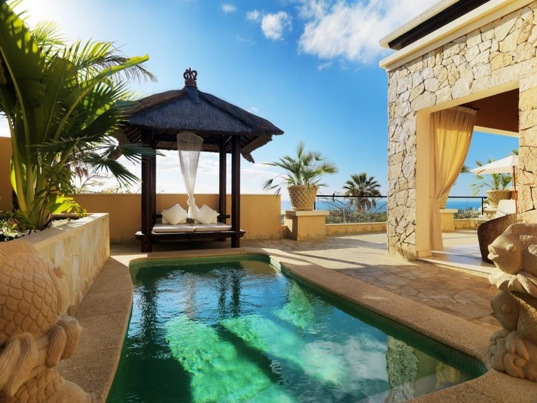Hotel Royal Garden Villas & Spa