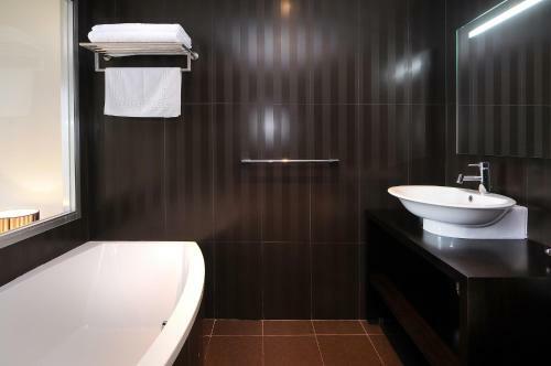 Hotel A�va