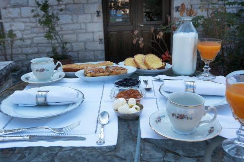 Hostal Amaryllis Luxury Guest House