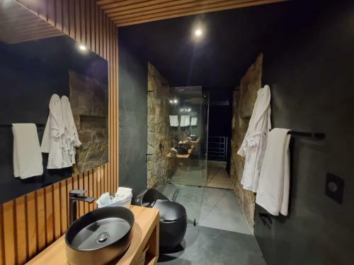 Maranatha. Grotto & Boutique+hydrotherapy