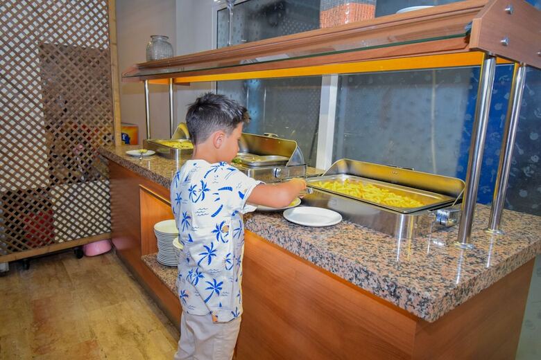 Astoria Beach Hotel