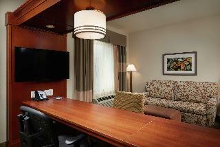 Hotel Hampton Inn And Suites Salem