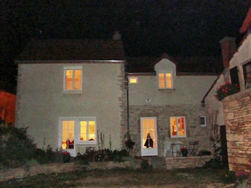 Holiday Home G�te Des Hautes C�tes De Beaune