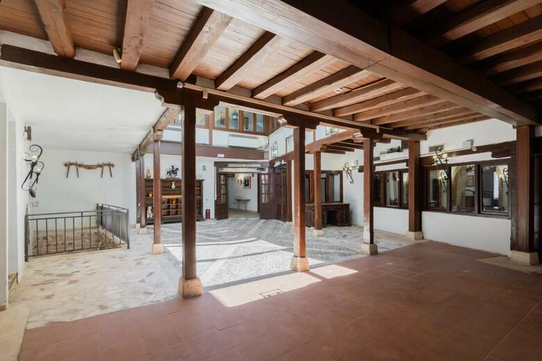 Hotel La Quinta De Santill�n
