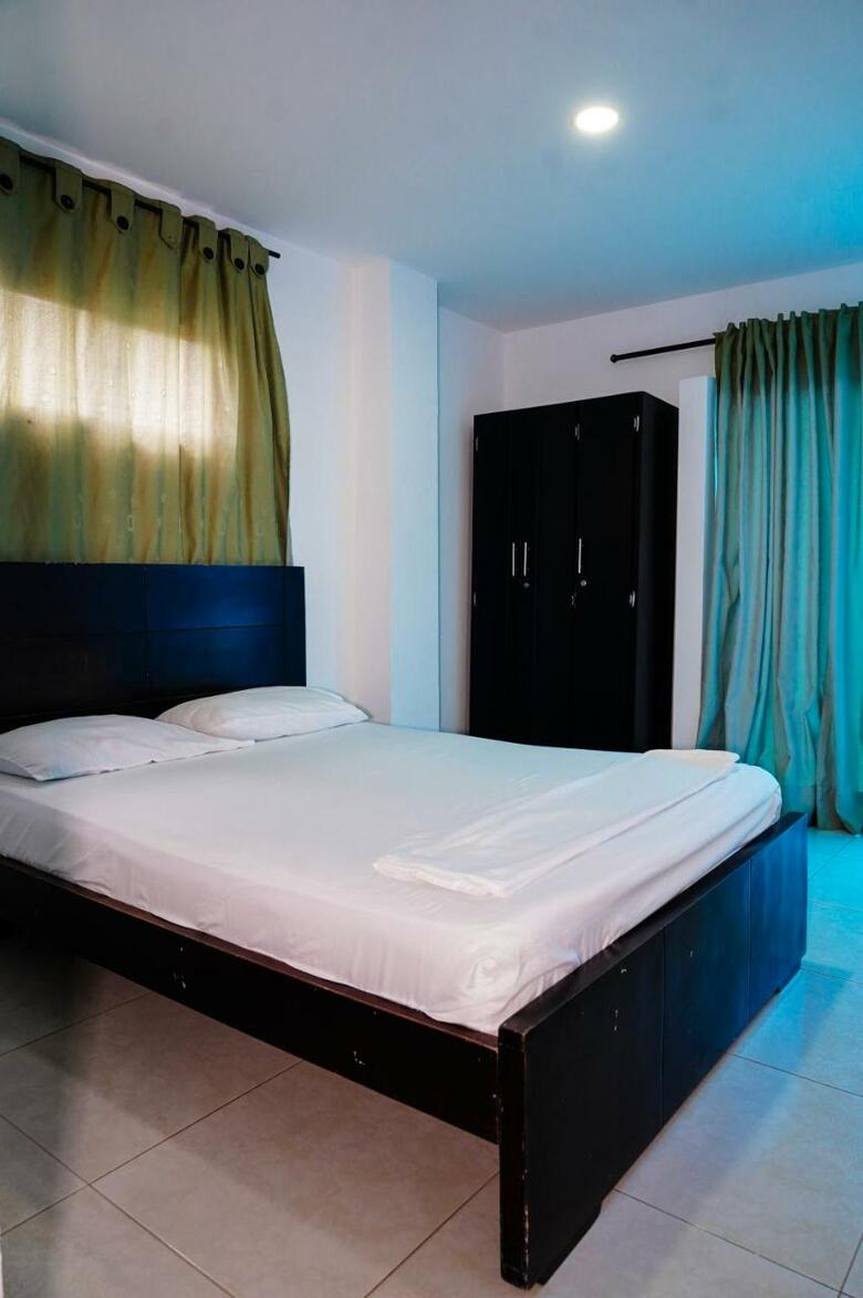 Hotel Jiisot Camarones Inn