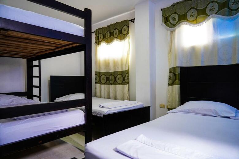 Hotel Jiisot Camarones Inn