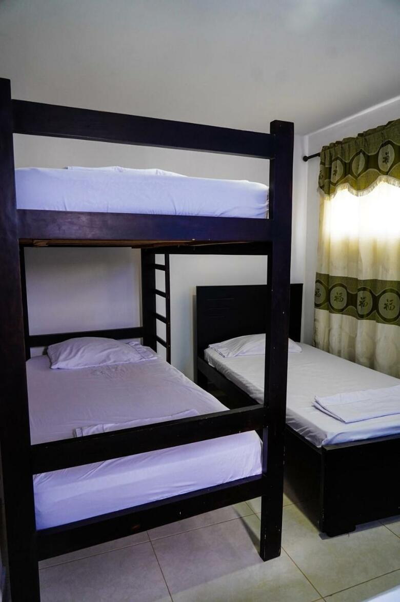 Hotel Jiisot Camarones Inn