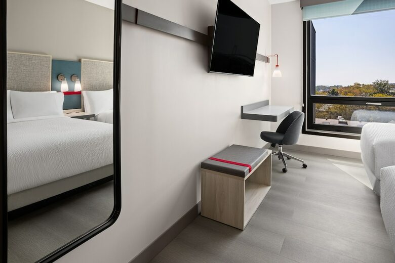 Avid Hotel Brooklyn Dyker Heights By Ihg