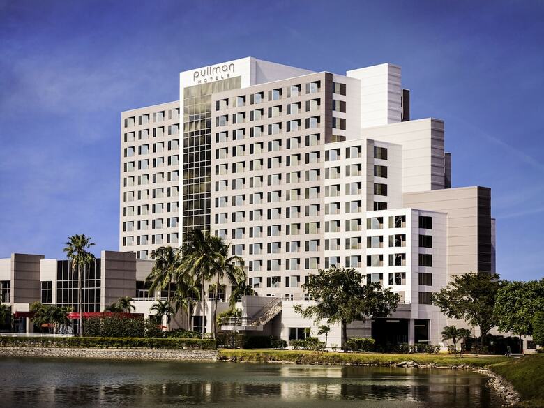 Hotel Pullman Miami Airport