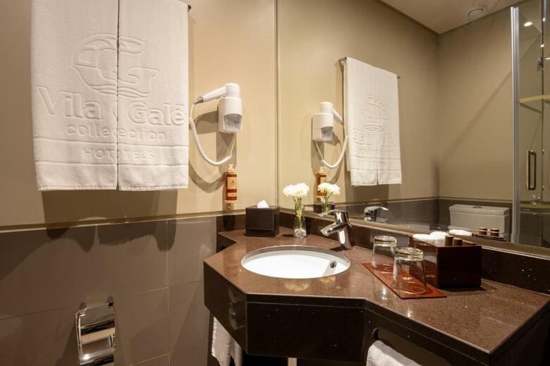 Vila Gal� Casas D'elvas - Historic Hotel