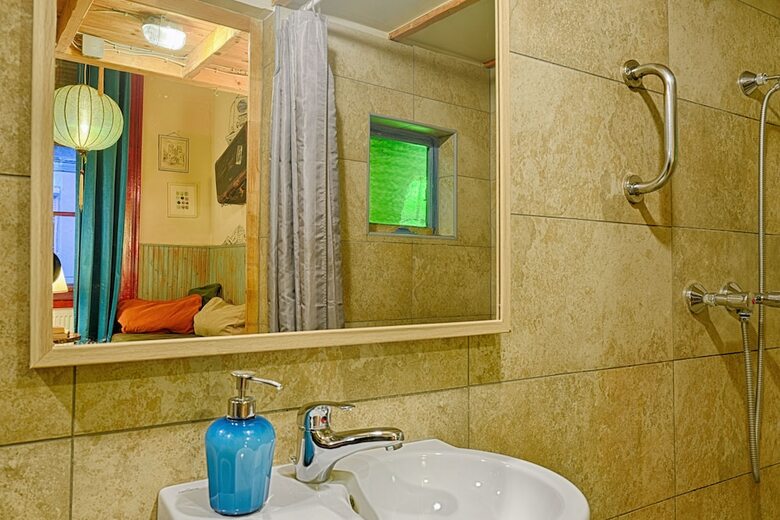 Hostal Lavender Circus Hostel