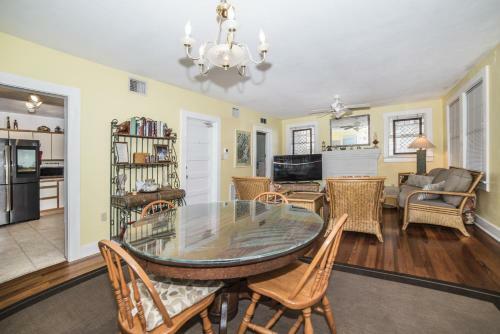 Sun N Fun Beachfront Vacation Rentals