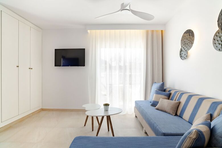 Aparthotel Serenity Apartments