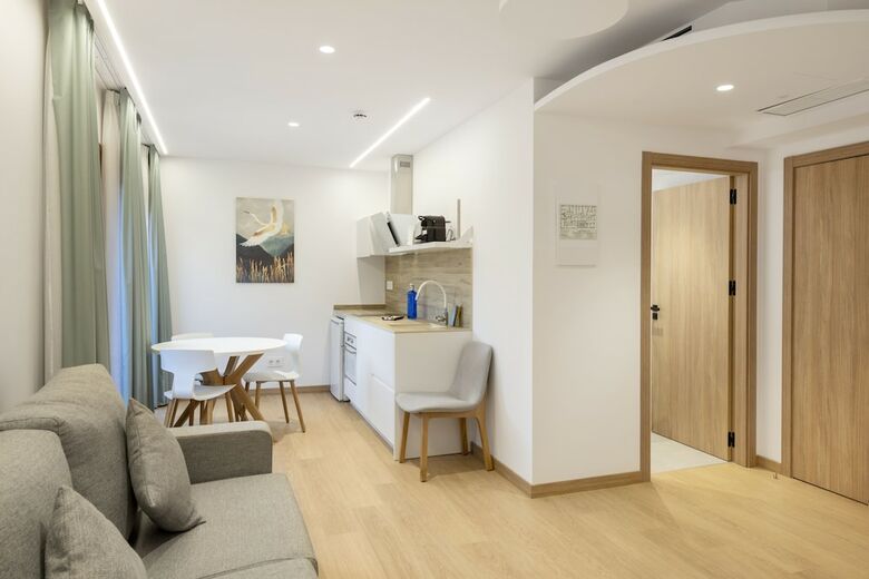 Hotel Odyssey Rooms