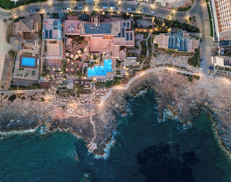 Bikini Island & Mountain Hotel Es Trenc ? Adults Only