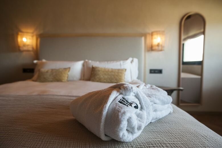 Hotel H�bitat Cigue�a Negra