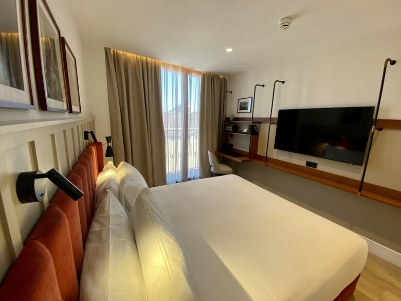 Via Sants Hotel Barcelona, Tapestry Collection By Hilton