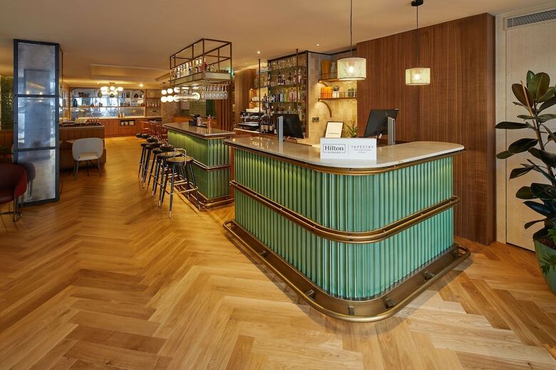 Via Sants Hotel Barcelona, Tapestry Collection By Hilton