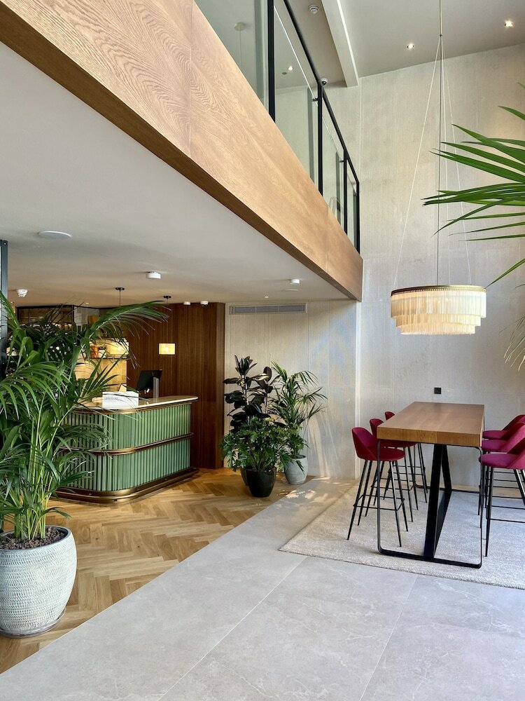 Via Sants Hotel Barcelona, Tapestry Collection By Hilton