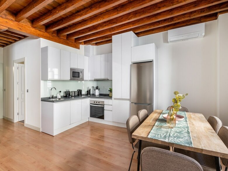 Aparthotel Limehome Granada Calle Mirasol