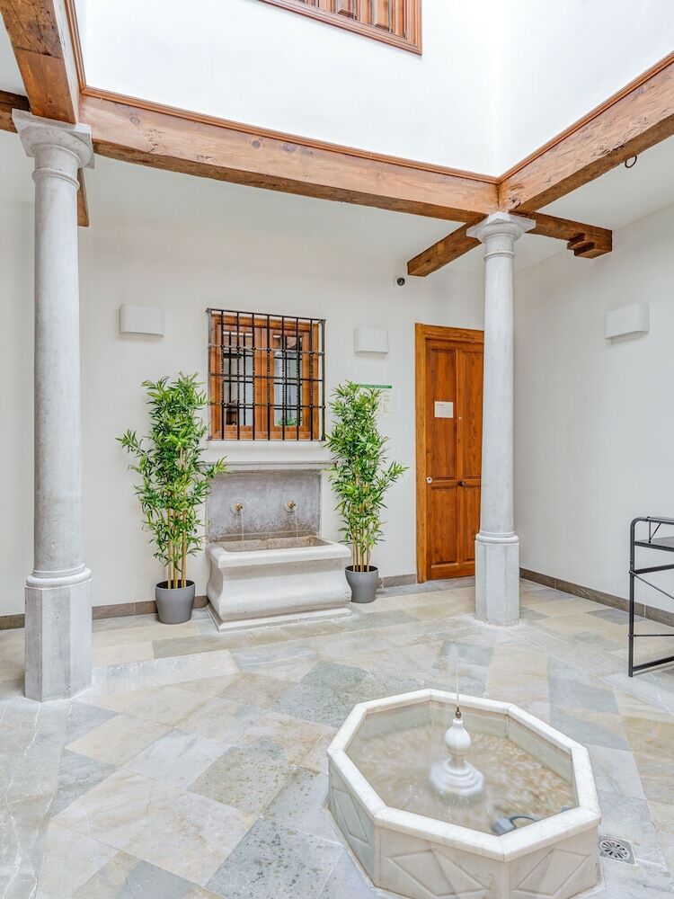 Aparthotel Limehome Granada Calle Mirasol