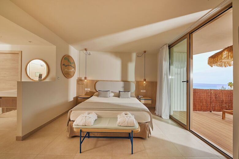 Hotel Victoria Menorca +16 - New Opening