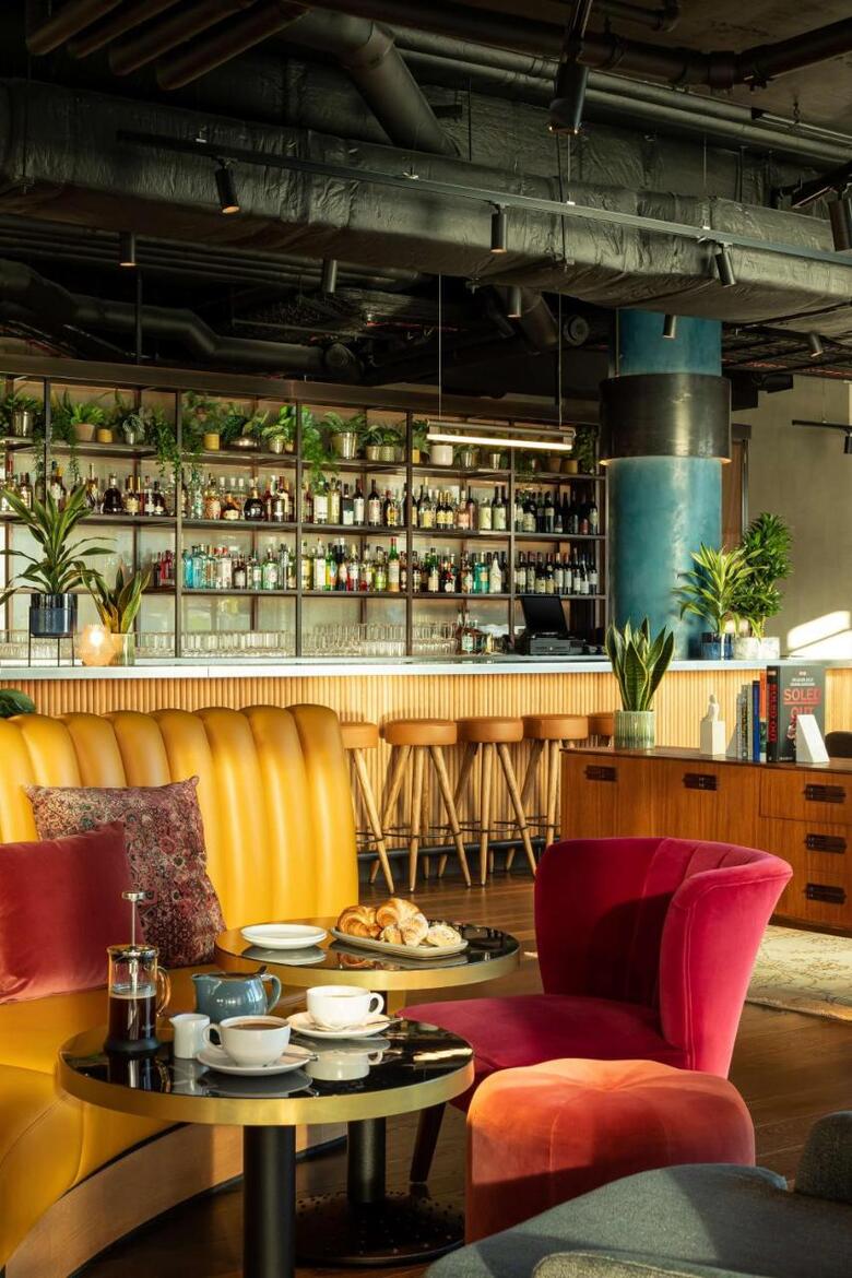 Hotel The Gantry London, Curio Collection By Hilton