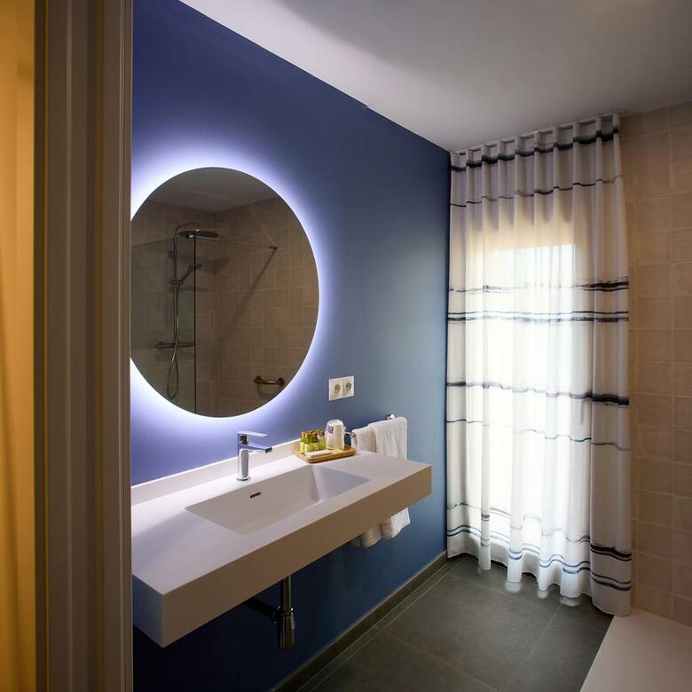 Hostal Hotel Mas Aguil�
