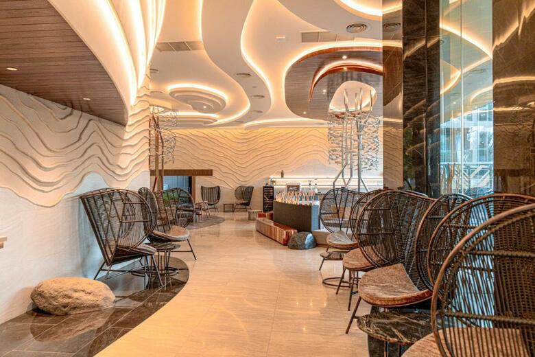 Hotel The Marin Phuket Kamala Beach