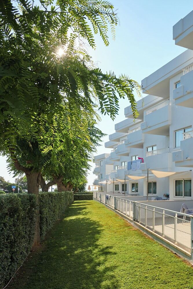Aparthotel Hipotels Apartamentos Cala Bona