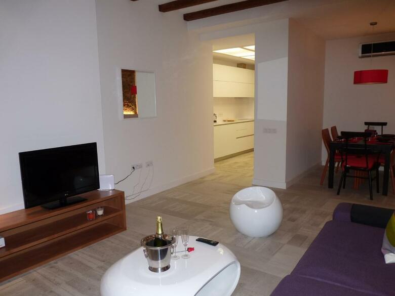 Poble Sec Apartments