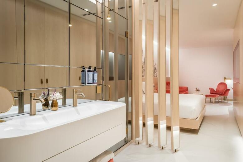 45 Times Barcelona Hotel