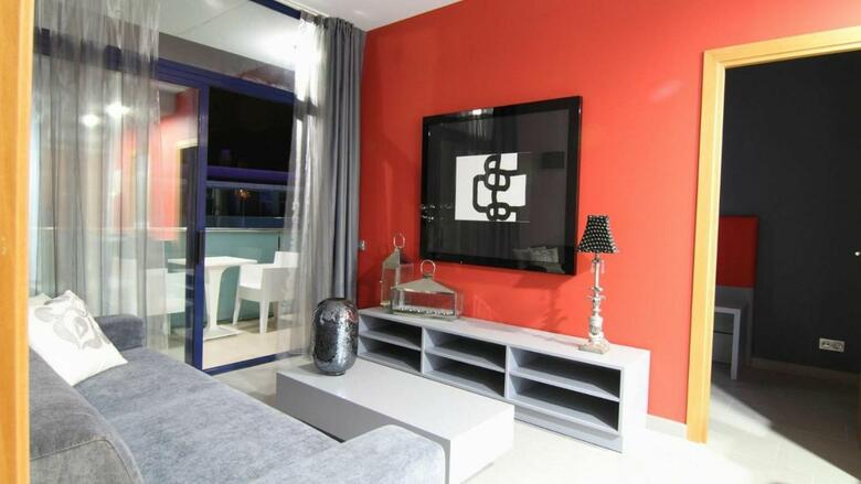 Apolo Suites Rentalmar