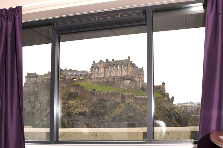 Hotel Premier Inn Edinburgh - Princes Street