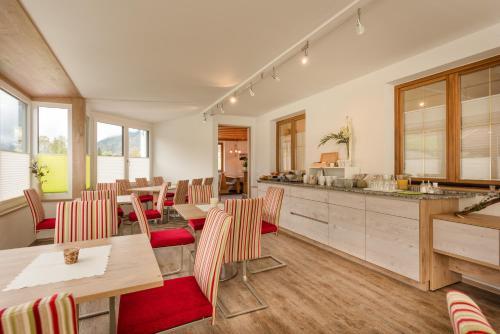 Hostal G�stehaus Gratz